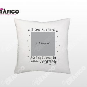 Conmigo. Con foto